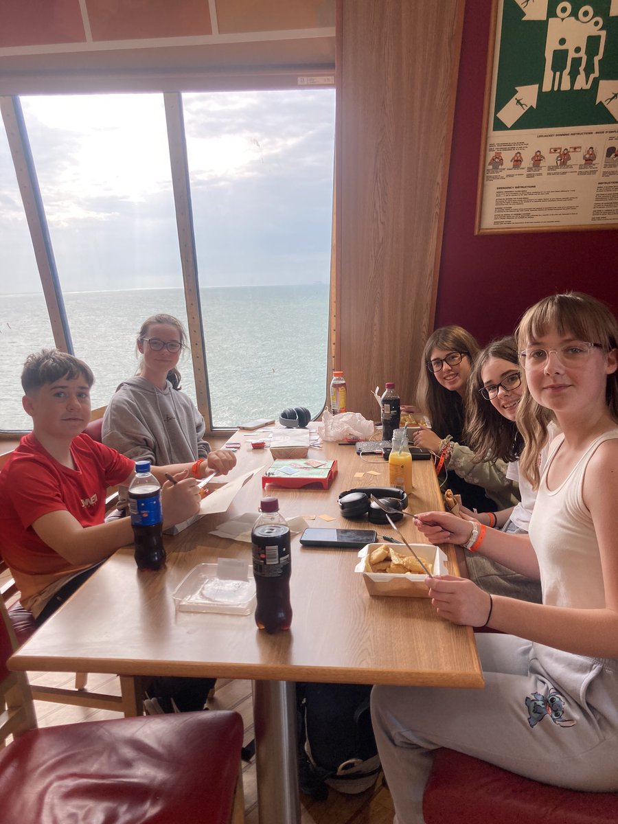 Dinner with a sea view! ⛴️ <a href="/HelesDrama/">Hele'sDramaDept</a> <a href="/HelesEnrichment/">Hele's School Extra Curricular & Enrichment</a> <a href="/HelesCPA/">Heles Creative and Performing Arts</a>