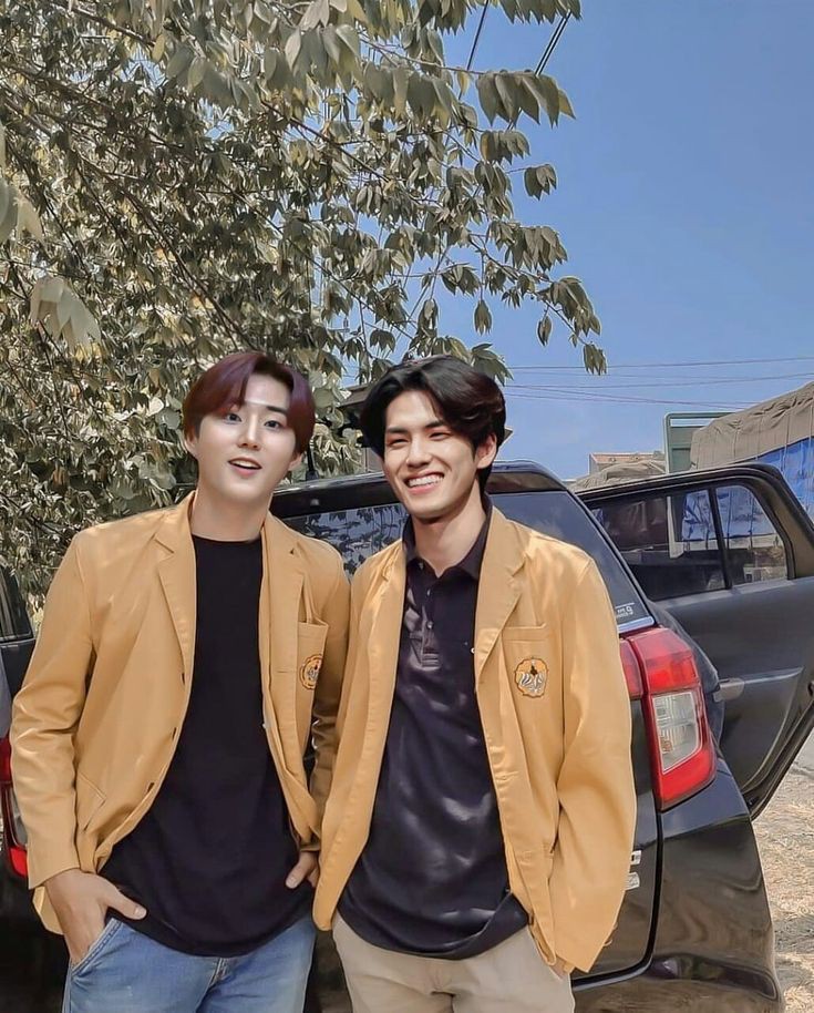 yaerimiese's tweet image. ada youngk dan wonpil
#unsoed #day6 #youngk #wonpil #universitasgrendengmawon