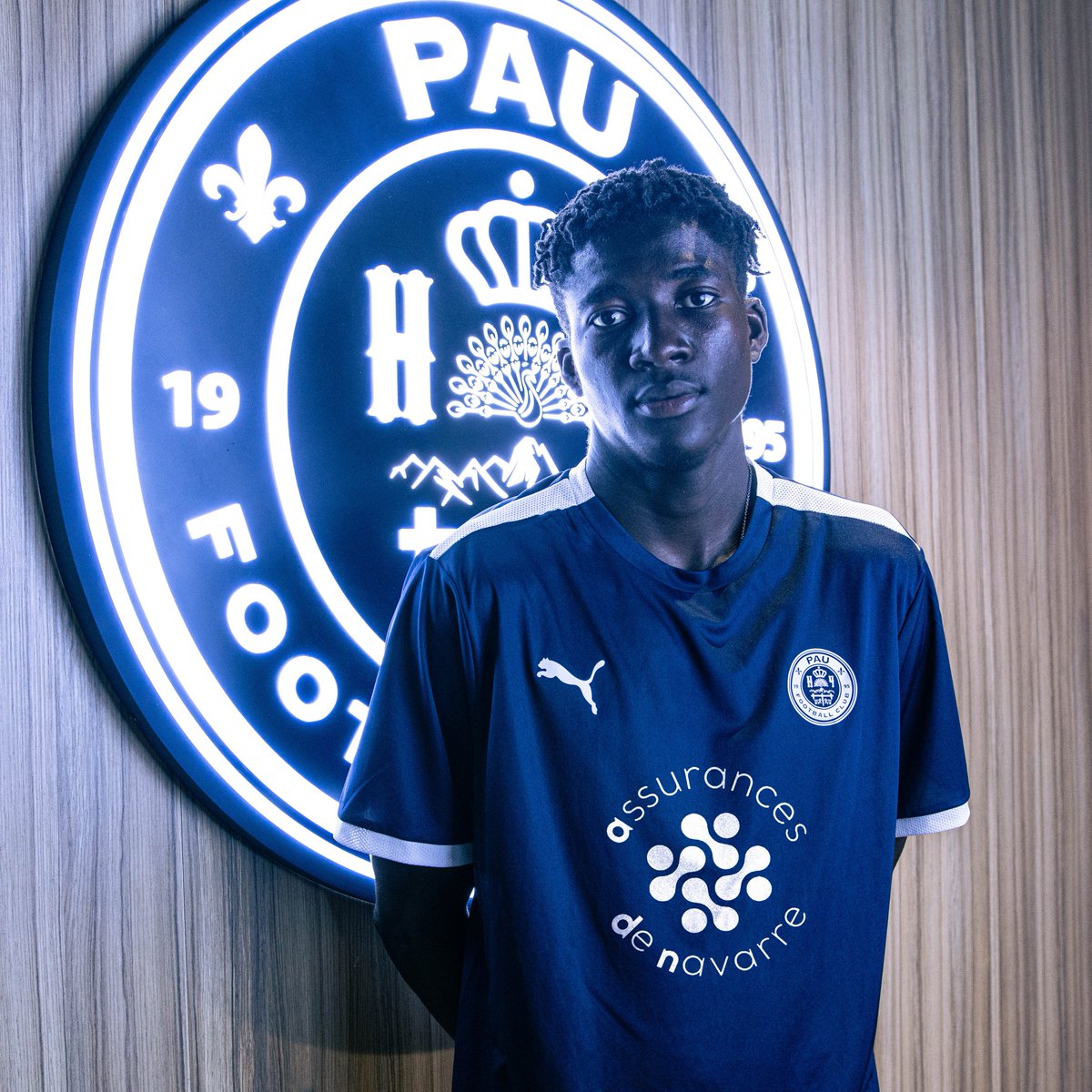 PauFootballClub's tweet photo. L'occasion de vous présenter notre nouveau partenaire WARM UP, @AssDeNavarre ! https://t.co/4dx5WEPUo0