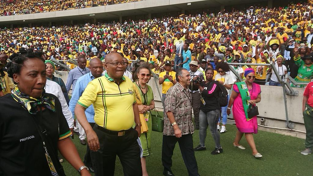 @BoyJacobs2 This is really pathetic.
A new low level of propaganda. 
The people were their for Zuma who was president at the time.
Check the t-shirts.
#liar
@SABCFullView @FrancisHerd #ZumaWasBetter