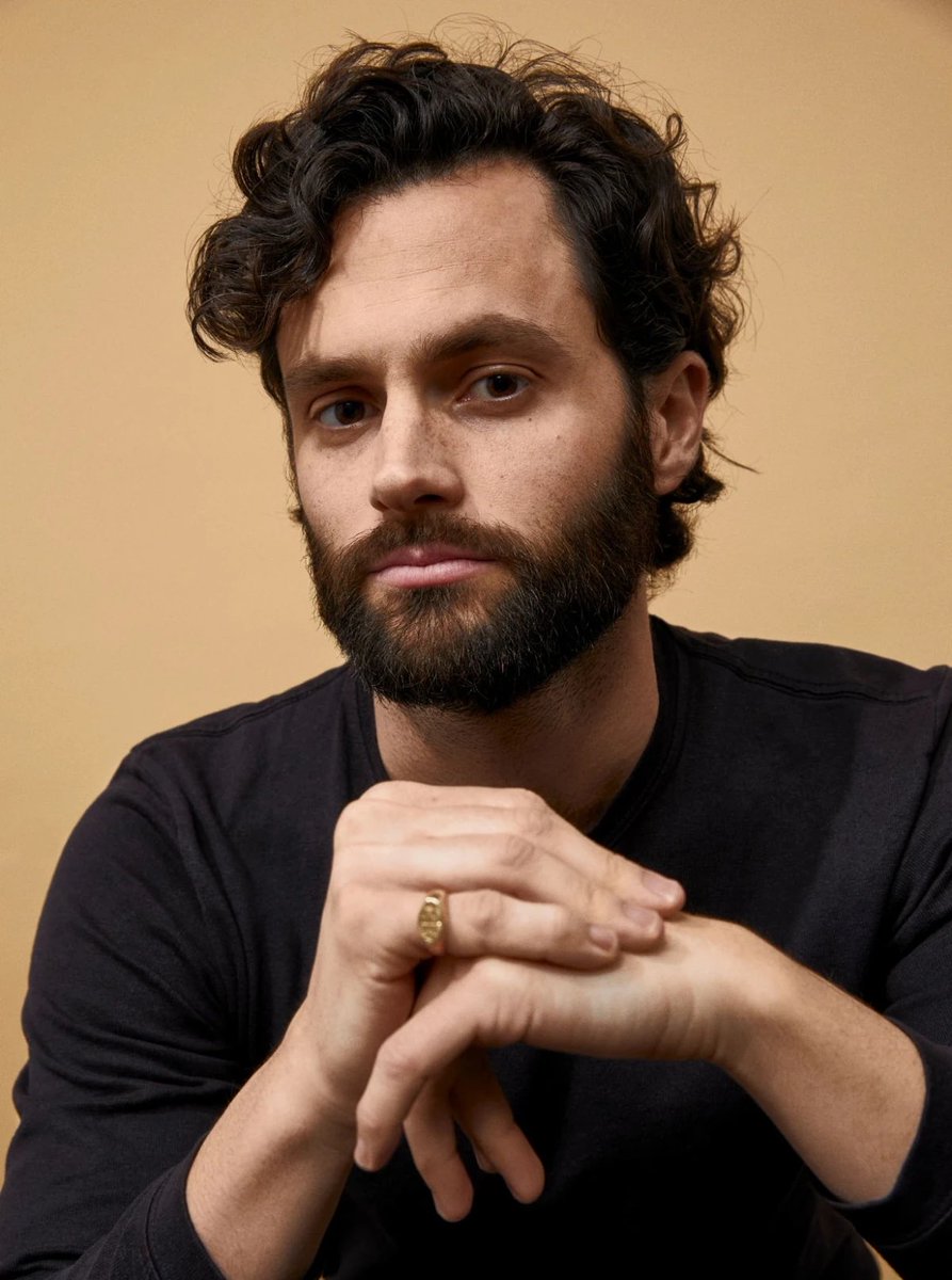 PopBase's tweet image. Penn Badgley reveals on Dua Lipa’s podcast that he doesn’t like being asked what drew him to a project:

“What I don’t love is being asked ‘what drew you to this project?’ What do you mean ‘what drew me?’ It’s like, what do you mean? I needed to work because my monthly expenses…