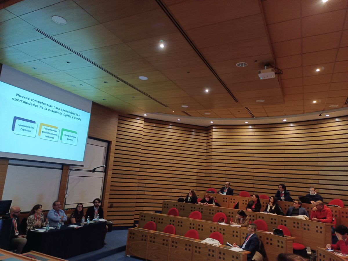 Excelente seminario con  <a href="/rpalomovelez/">Rodrigo Palomo Vélez</a>, Cayetano Núñez, Andrea Papi Musati ,Paulina Alvarado y Nicolás Ruiz-Tagle en #cielolaboralchile2023