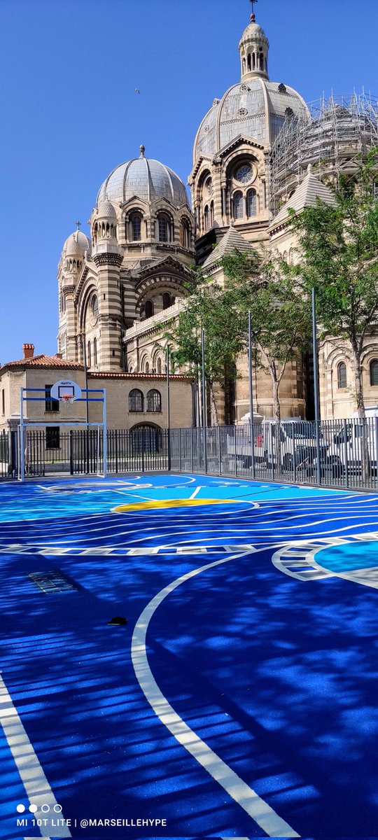 Amandine_hype's tweet photo. En quelques mois seulement, le quartier de la Major ( #marseille 2e) sous l'impulsion de la @villemarseille / @Krehmeier_A, s'est transformé pour devenir un micro havre de paix et de divertissements ! 💫

💙 Plus d'info sur mon compte IG #MarseilleHype

##Marseille2 #lamajor https://t.co/2ySDvm2mxS