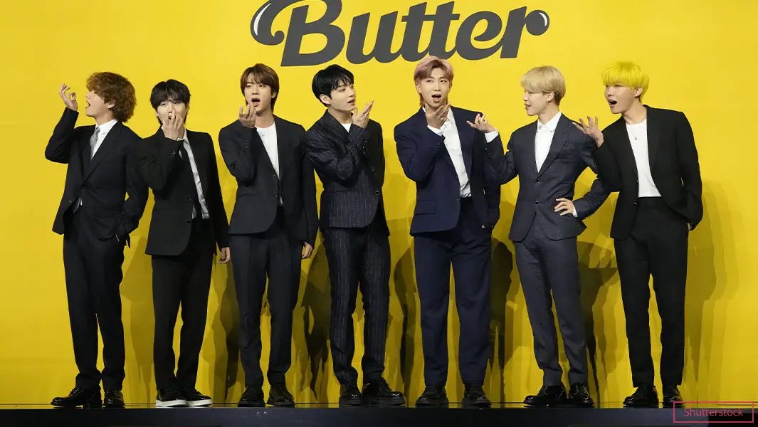btschartsxdaily's tweet photo. 🇬🇧 Highest songs debut by Korean Acts in Top 10 on UK Official Singles Chart!

#Jungkook Seven - #3 (NEW)
Dynamite - #3 
Butter - #3 
My Universe - #3 
Like Crazy - #8
Life Goes On - #10 https://t.co/b6IDxYghZo