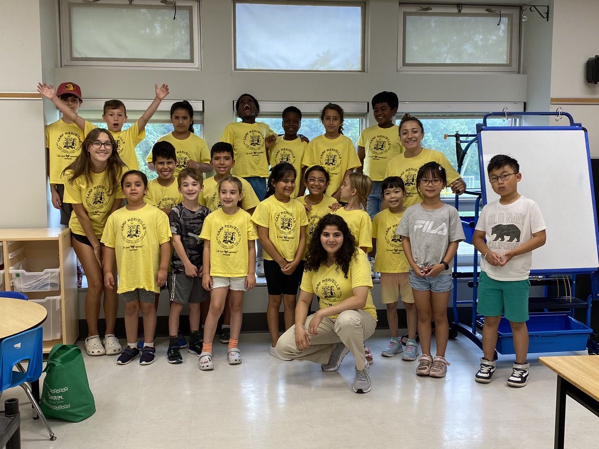 mme_a_deluca's tweet image. Aujourd’hui c’est notre dernière journée à Camp Merveille. MERCI GECDSB pour ce Camp. C’était amusant et Merveilleux @gecdsbpro @ClaraHowitt @MlleParaschak @jbeqa033 #Campmerveille #GECDSBSLP2023