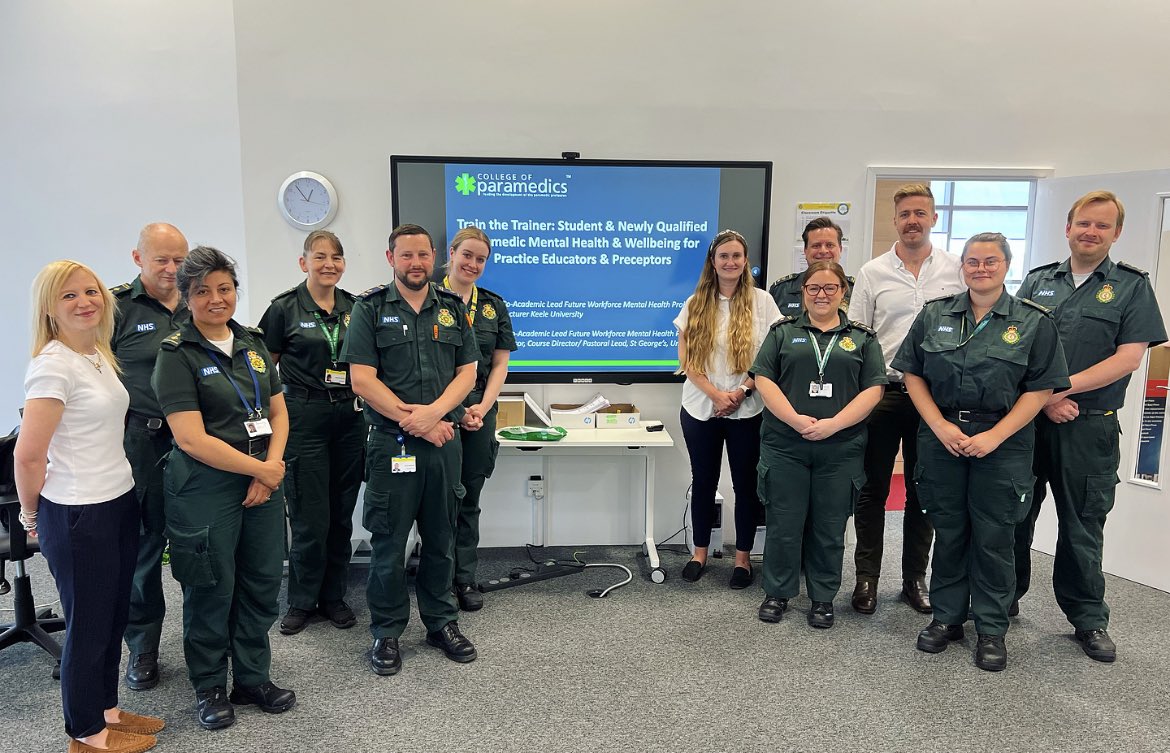K_Pavoni's tweet photo. Great day @Ldn_Ambulance Dockside delivering the @ParamedicsUK pilot train the trainer ‘Student &amp; Newly Qualified Paramedic Mental Health &amp; Wellbeing for Practice Educators &amp; Preceptors’ 🚑🧠#futureworkforcementalhealth @EmmaGeis2 https://t.co/vfG8U2BZZK