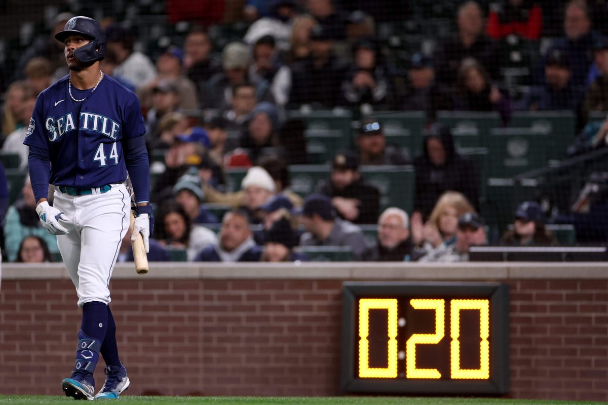 The Windup: Playoff pitch clock ideas, mediocre Mariners stuck in neutral https://t.co/kDDkNS7kvC https://t.co/qsddfctLg5