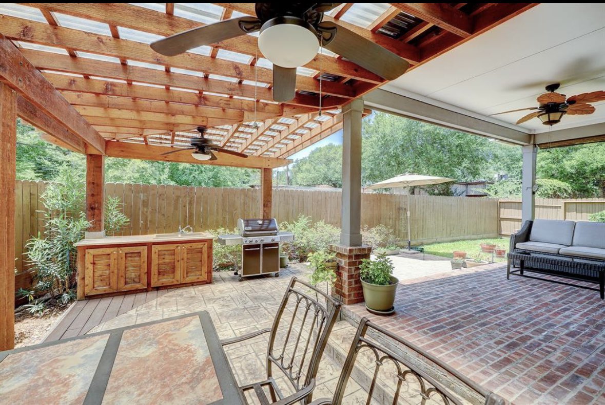 broker_jenny's tweet image. Beauty is Never just “Skin-Deep”…🥂💦🔥
#springbranchhouston
#houseexpert

#bellairetx #luxuryliving #luxuryhomes #jwangproperties #westuniversity #westuniversityhouston 
#jwangmedia #brokerjenny #jennywangauthor #jennywanghouston #alliancesofsuperstars #sellinghouston