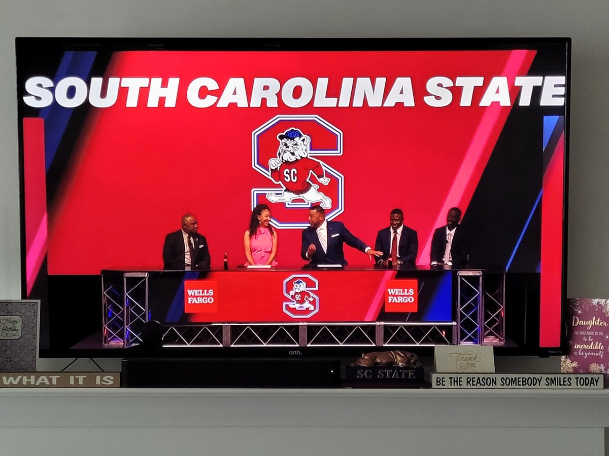 #FearTheBite🐶🔵🔴🔵🔴