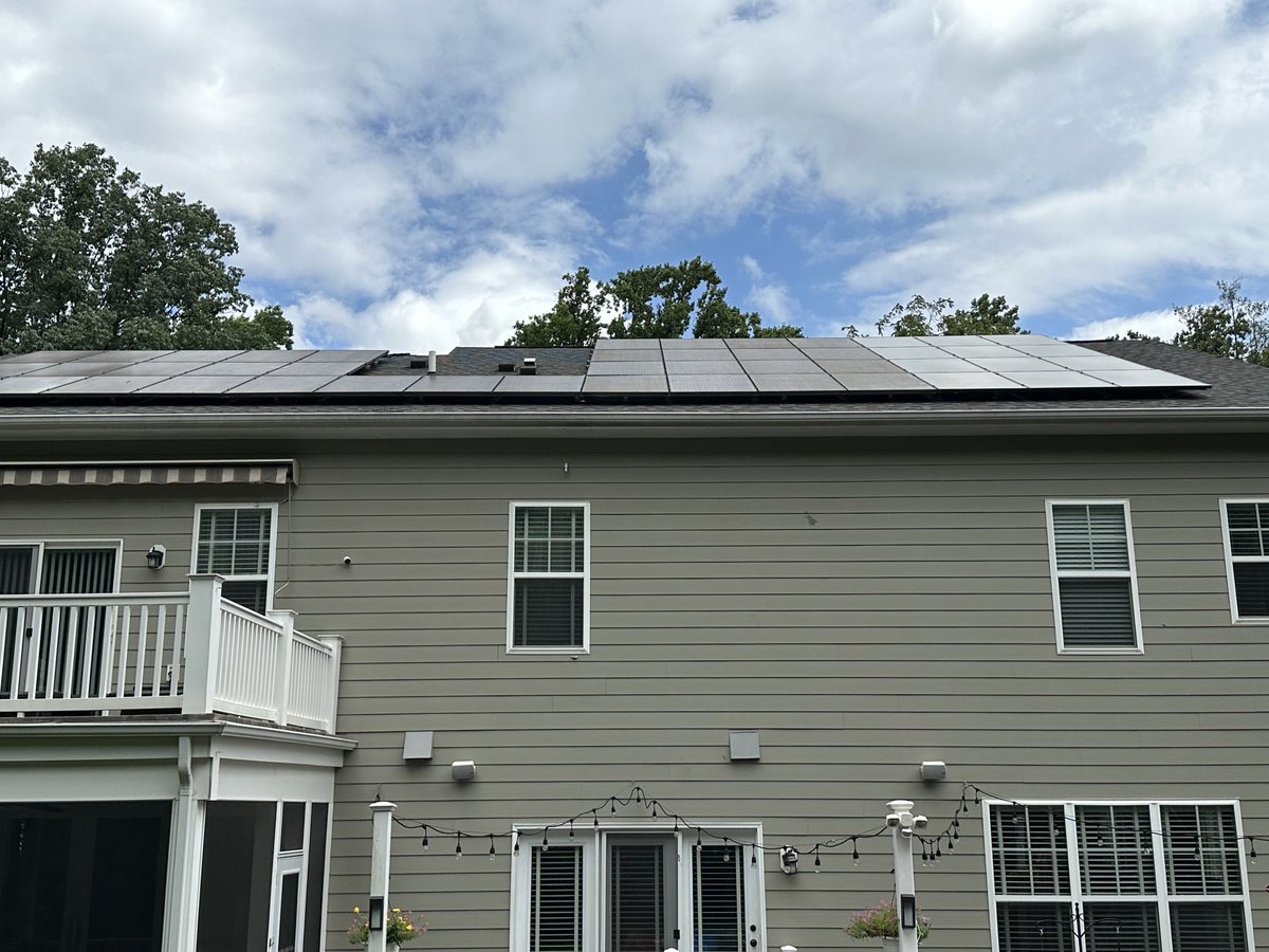 Following the Sun with 12 more high efficiency Solar Panels installed.  Doing my part to reduce our impact.  #SoulfulAgent #solarowner #FollowtheSunRE #DaveMoyaRE #MoyaTeam #MoyaGroup #ThreeStonesResidential