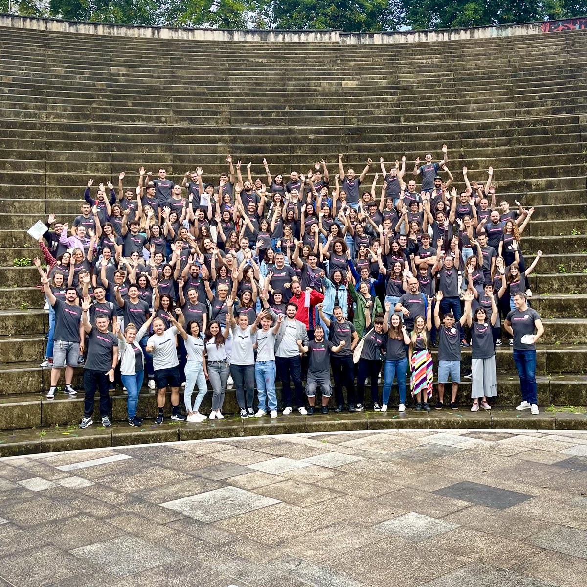 bculinary's tweet image. 🥂 POR NOSOTROS Y NOSOTRAS - Gracias a esta gran familia que día tras día, con gran esfuerzo e ilusión, trabaja para que Basque Culinary Center siga siendo una realidad #mybculinary