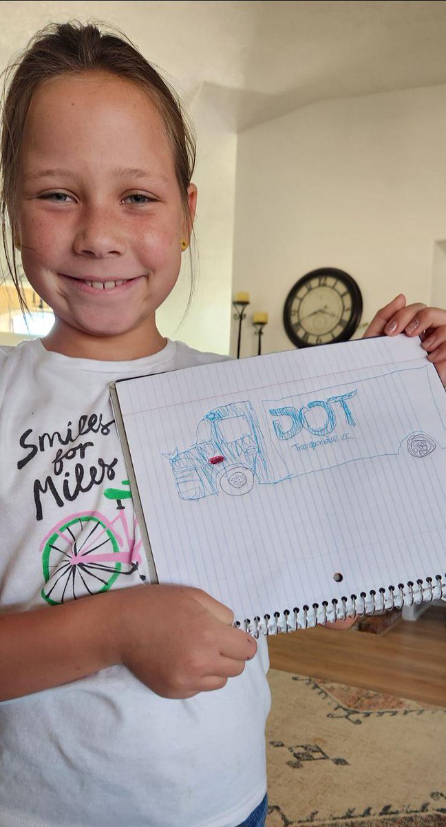 DriveForDTI's tweet photo. "When you're on the road missing family and my daughter draws this."
-Jose Garcia, Arizona driver

We LOVE the drawing too! Thank you so much for sharing it with us!

#DriveForDTI https://t.co/bZHTUD32J3