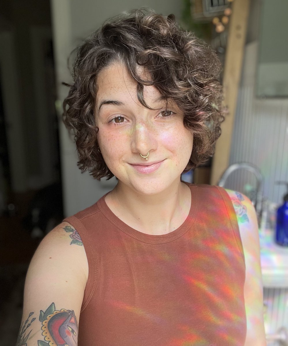 i can’t believe these are my natural curls! i did that! 😍🌈☀️✨