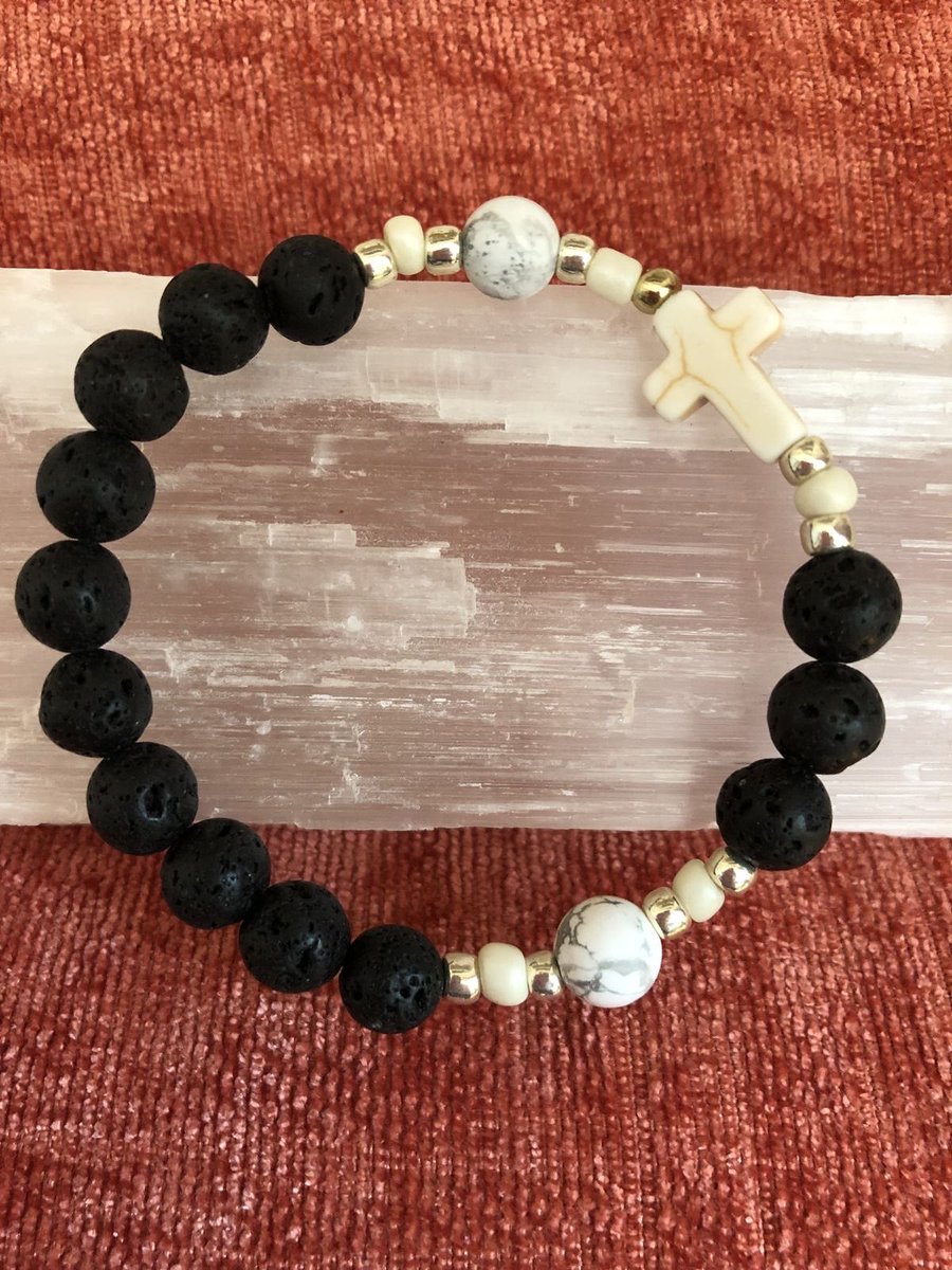 #spiritualgift
#religiousgift
#etsygifts
#handmadegifts 
#rosarybeads
#rosarybracelet
#religiousjewelry
#christianjewelry
#handmadejewelry 
#giftideas 
#specialgifts
#prayerbeads
#unisexjewelry
etsy.com/listing/149840…