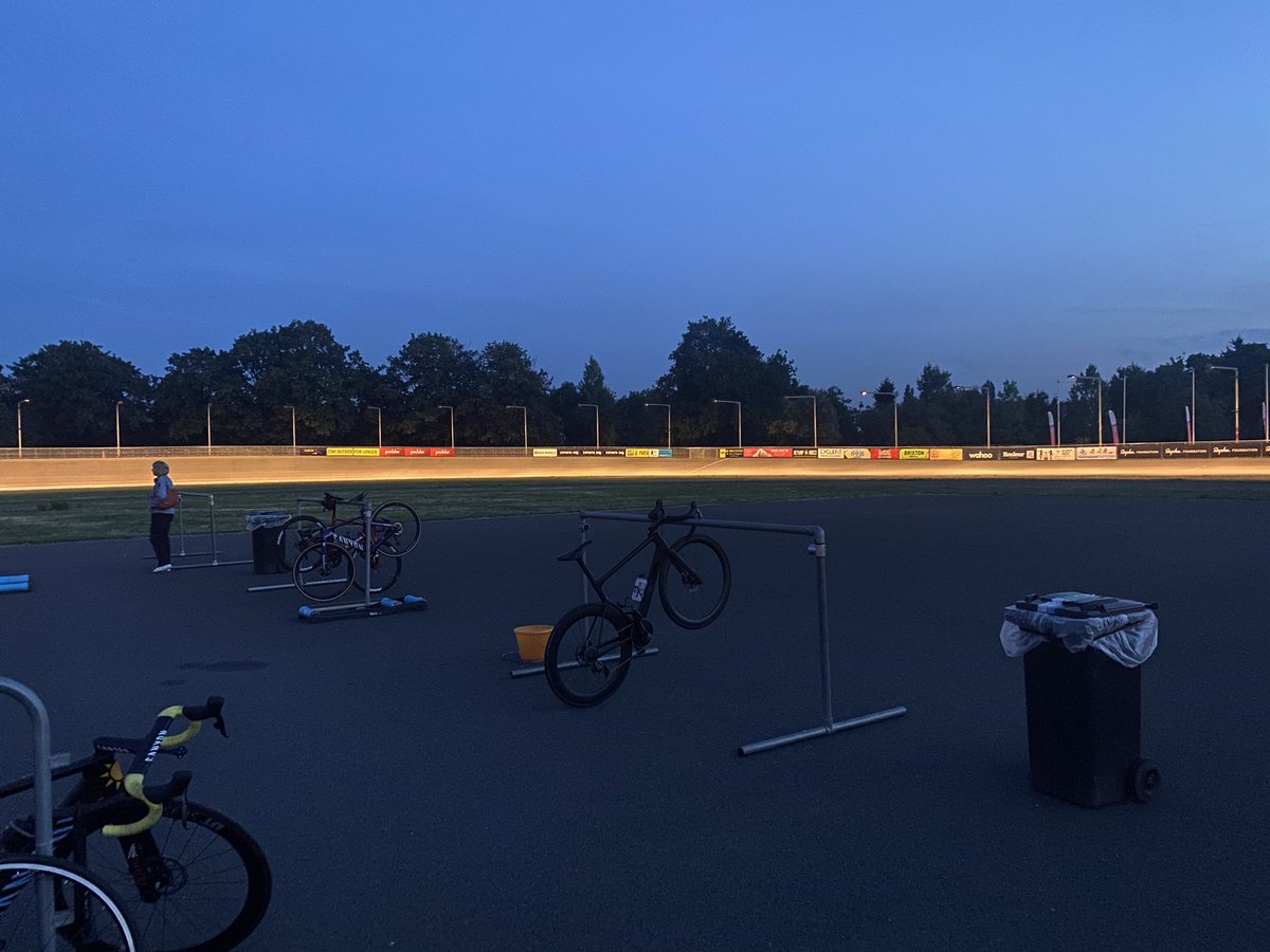 HerneHillVel's tweet photo. We come to the end of our inaugural #SouthLondon GP, and 75th anniversary of the 1948 #Olympics. A stunning 2 days. Thank you to the hundreds who came, riders, teams and volunteers.  Very special. Congrats @TeamGB for final podiums. Wow. Thank you and good night. Until tomorrow! https://t.co/eNVmaRZM2c
