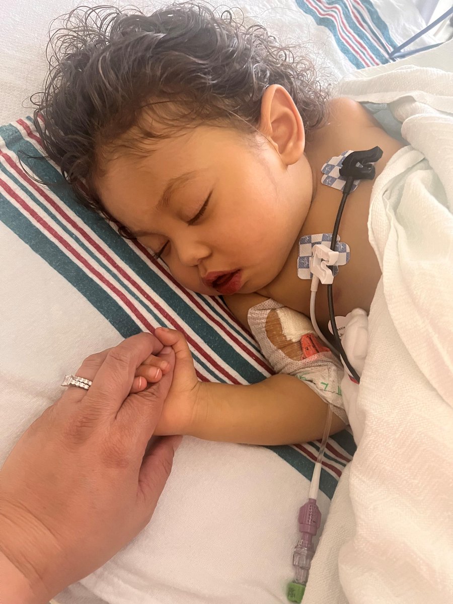 Two-year-old Kawailani needs a new #liver and is in our <a href="/UnivTransplant/">University Health Transplant Institute</a> fighting for her life. Her family has been telling her story, and educating others about safely donating a part of their liver. More at UTCLivingDonor.com. 

#liverdonation #donatelife #livingdonor