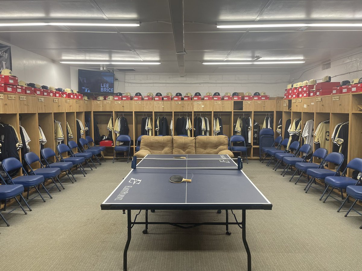 Evan Ruechel tweet media