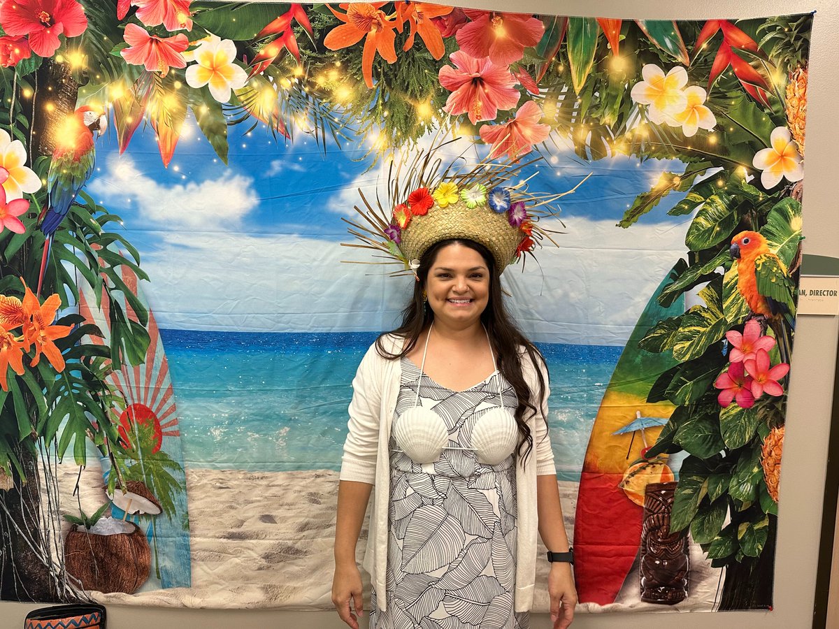 CancerClinicBCS's tweet photo. A special thank you to Danni for orchestrating the myriad of details that made Aloha Patient Appreciation Day a special event for all. Our team and doctors all got into the aloha spirit with tropical clothes and decorations.  It was a truly enjoyable day!🙏❤🌴🍍 https://t.co/DoBrPEsijG