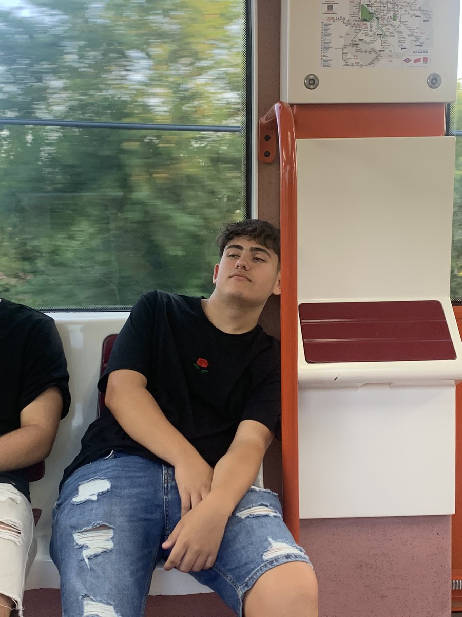 rubensfdh_'s tweet photo. me declaro chumi sexual https://t.co/AkmTvHweaj