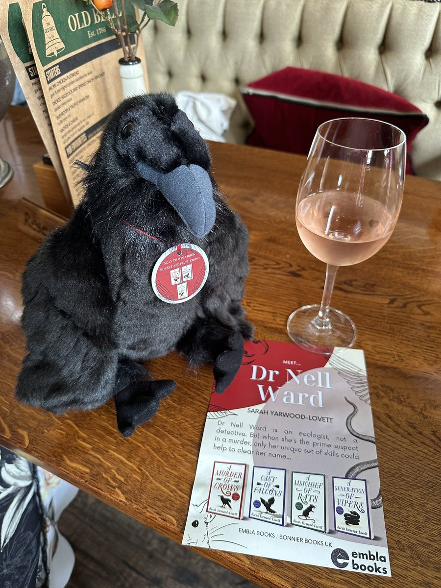 emblabooks's tweet photo. We have arrived in Harrogate and would love to say hello if you’re here!
Keep an eye out for #ColeenTheCrow around the site for bonus entries into our competition to win a box set of books from @Sarah_Y_L! #theak
https://t.co/5Yzb1iGNKd https://t.co/JUmi4AfPcg