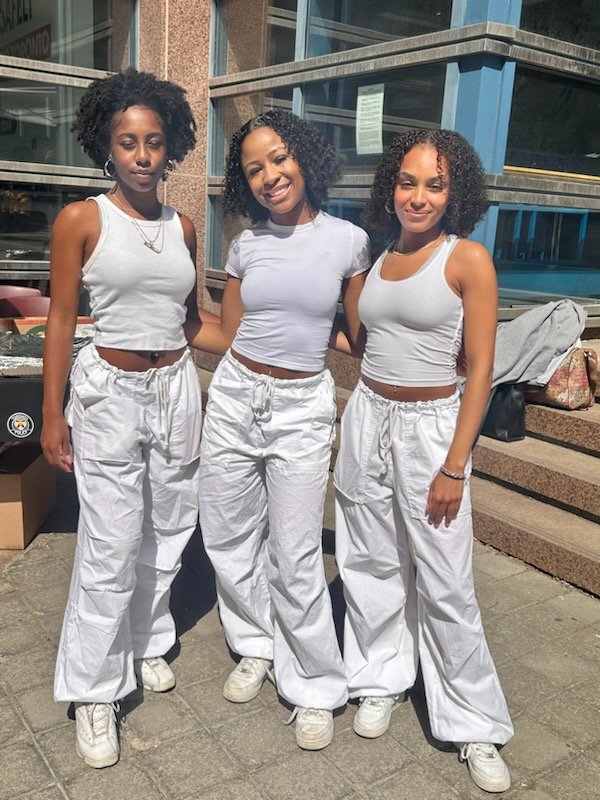 A few photos of the amazing art work by students from <a href="/TCDSB/">Toronto Catholic District School Board</a> <a href="/tdsb/">Toronto District School Board</a> and the amazing trio dance crew, well done ladies!! <a href="/TPS_CPEU/">Community Partnerships & Engagement Unit (CPEU)</a> <a href="/wattsy7626/">Gregory Miles Watts</a> <a href="/TPSUrkosky/">Brian Urkosky</a>