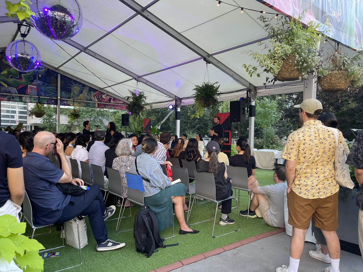 📚Volunteering @WordUpBooks for @PENamerica celebrating free expression and the power of Korean Americans storytelling @LincolnCenter  ✨✍🏽🪽#writercommunity #nyc #kculture #summerforthecity 📝