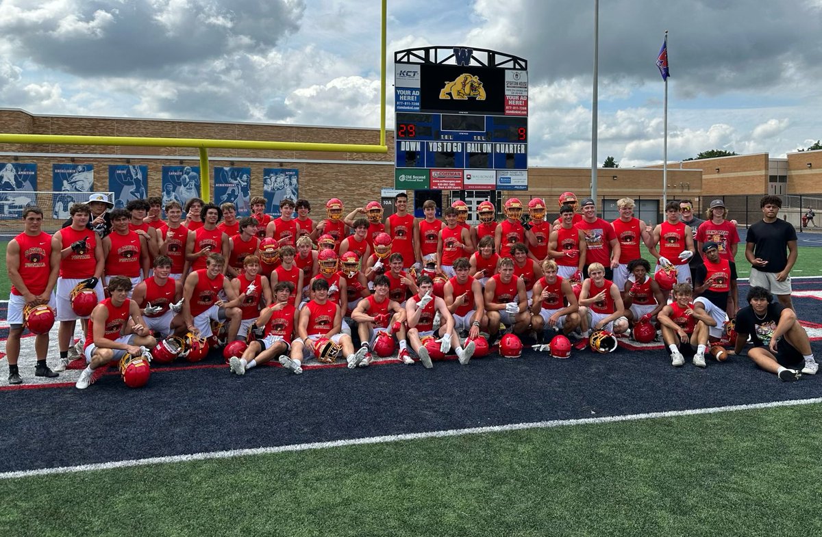 Batavia Football (@bataviafootball) on Twitter photo Congrats to the Bulldogs taking winning the <a href="/WABlackhawkFB/">West Aurora Football</a> 7v7 today supporting the <a href="/aurorapantry/">Aurora Area Interfaith Food Pantry</a>
Please visit and donate! Congrats to the Bulldogs taking winning the <a href="/WABlackhawkFB/">West Aurora Football</a> 7v7 today supporting the <a href="/aurorapantry/">Aurora Area Interfaith Food Pantry</a>
Please visit and donate!