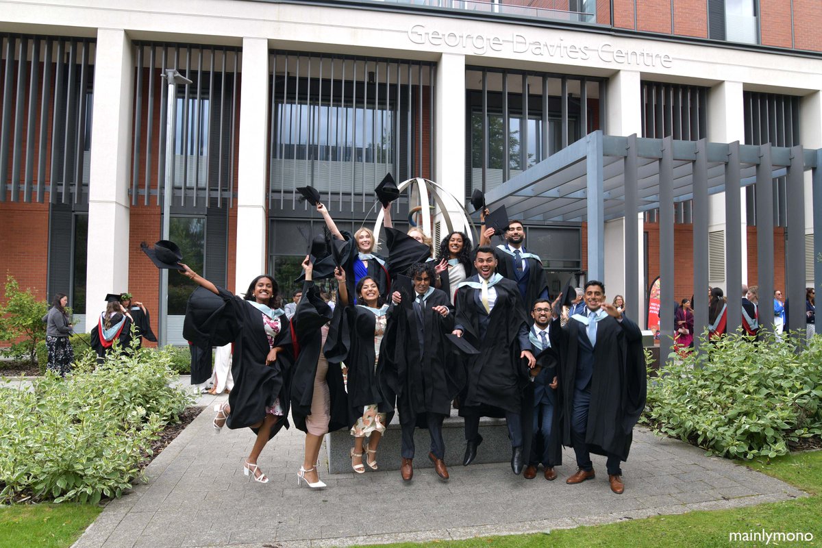 mainlymono's tweet photo. And few  more Leicester medics grad today --@LeMedSchool @uniofleicester Congrats to all, hopefully more pics over the weekend https://t.co/HeTnZfIxUT