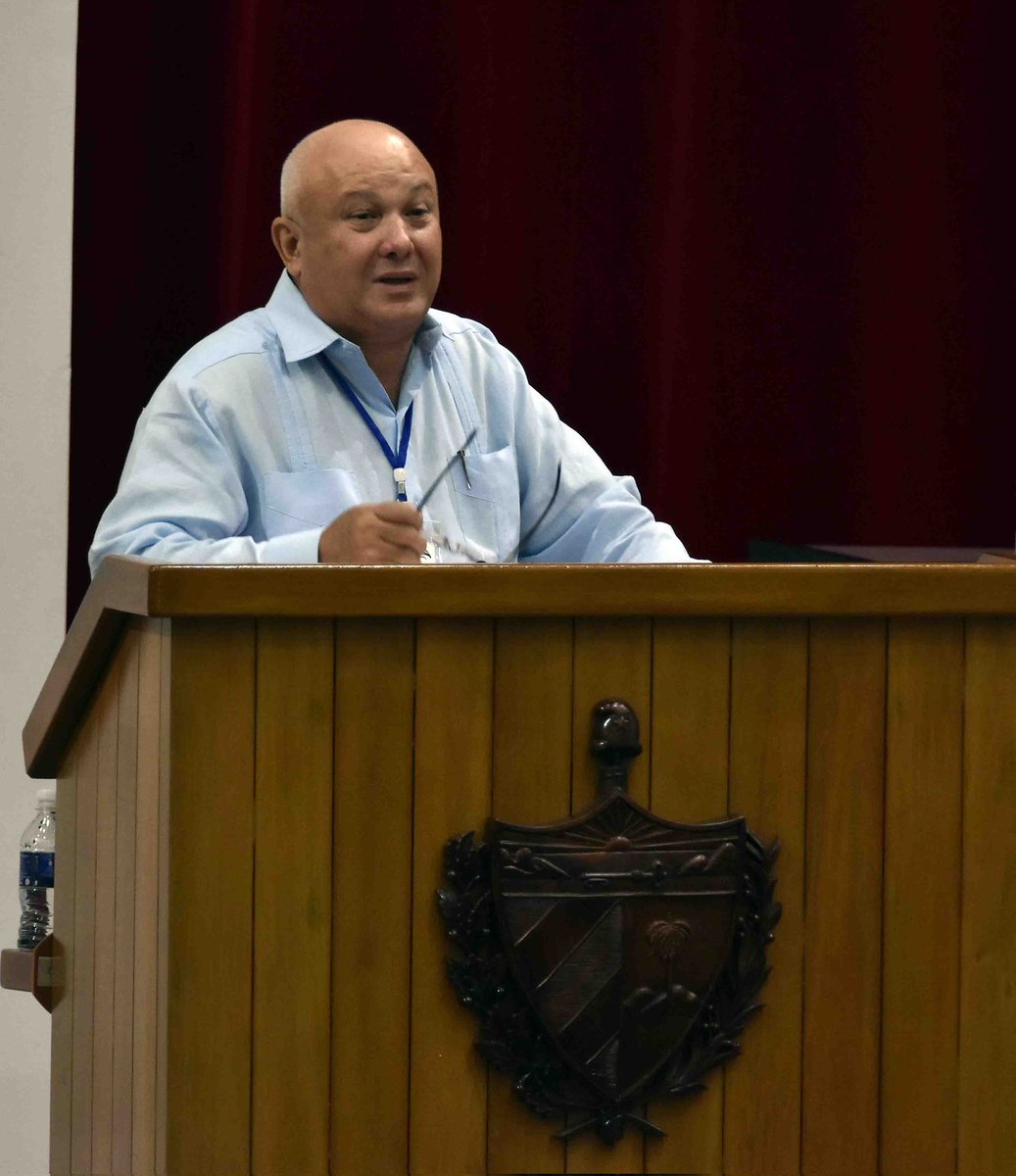 El informe del vice primer ministro <a href="/JorgeLuisTapiaF/">Jorge Luis Tapia Fonseca</a> nos deja además de inmensas lecciones, también la de comunicación. 

#PoderPopular 
#CubaLegisla