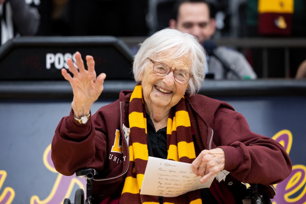Join us in celebrating Sister Jean's upcoming 104th Birthday! 🎉🎂 Help make her day extra special by sending your well wishes here: bit.ly/3OkjE9q #SisterJean104