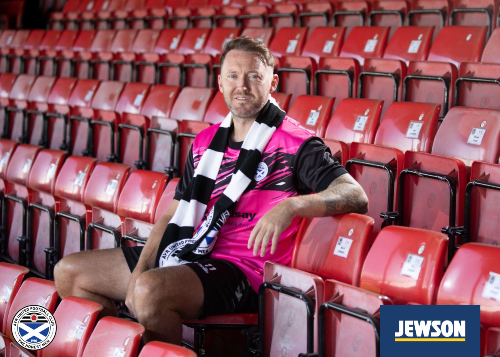 Éire Guide on Twitter "Still at it, Aiden McGeady (37) has just signed