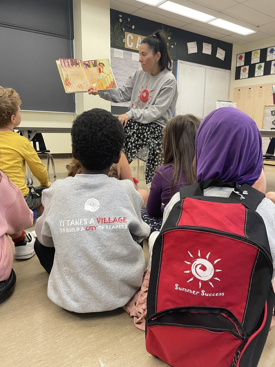 keihowie's tweet photo. Summer is off to a successful start at @ThomsonSchool!  Thank you @UnitedWayRegina &amp; sponsors for investing in our community 🧡 #SummerSuccessCamp #ReadersAreLeaders https://t.co/4YzZMvBCA3