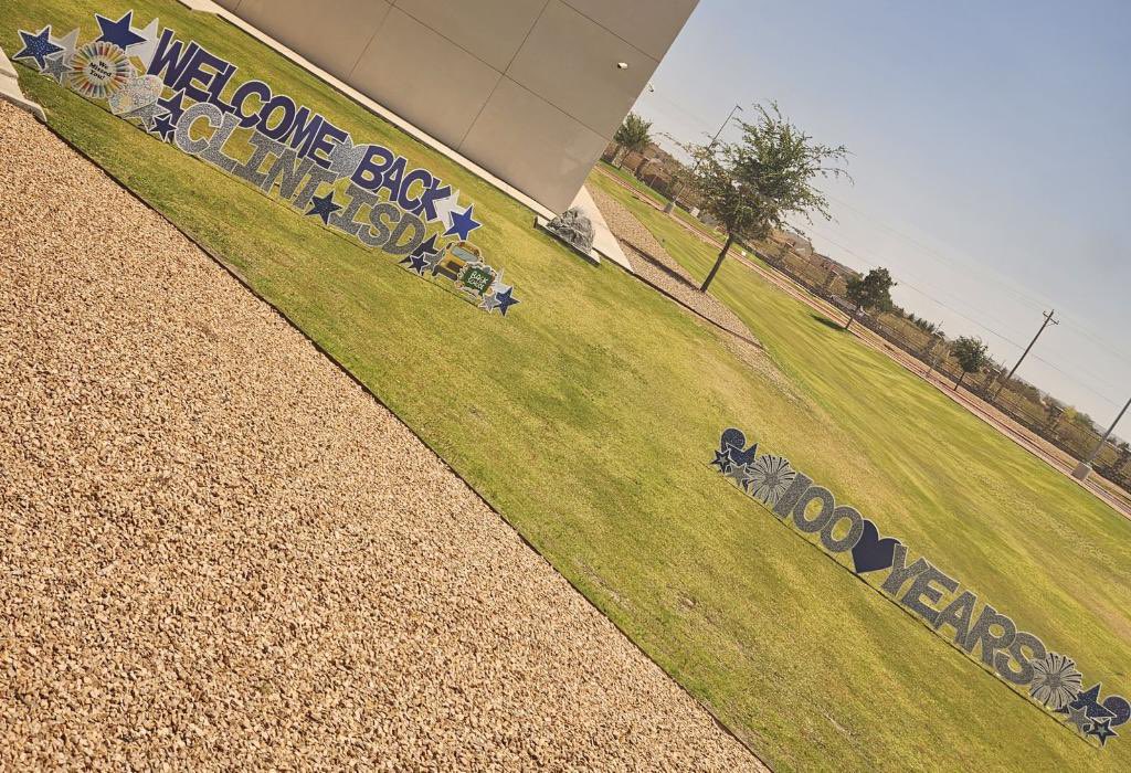 #ClintISD100 💙💙