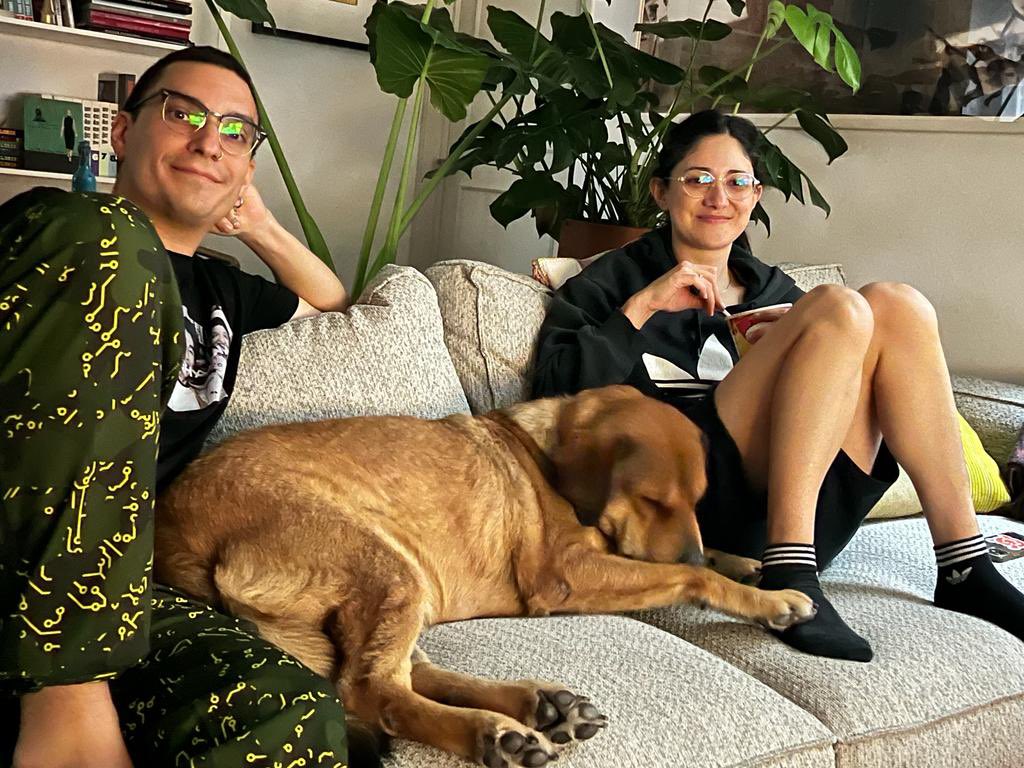 elmantode's tweet photo. ¡Feliz día del perri!
Te amamos mucho, Lupito, nos haces muy feliz con tu existencia todos los días. https://t.co/AmhRd9HtXM