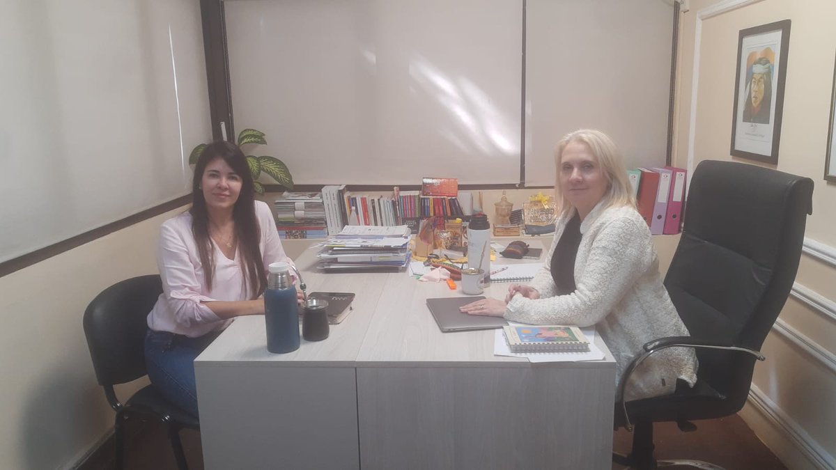 patriciakijuk's tweet photo. 📢 ¡Increíble jornada de trabajo! ❤️Hoy tuvimos una reunión fructífera con la Subsecretaria de Educación, @linares_cielo donde debatimos e intercambiamos ideas sobre diferentes actividades educativas para la provincia de Misiones. 🌳🏫 https://t.co/z7riQ6FOm6