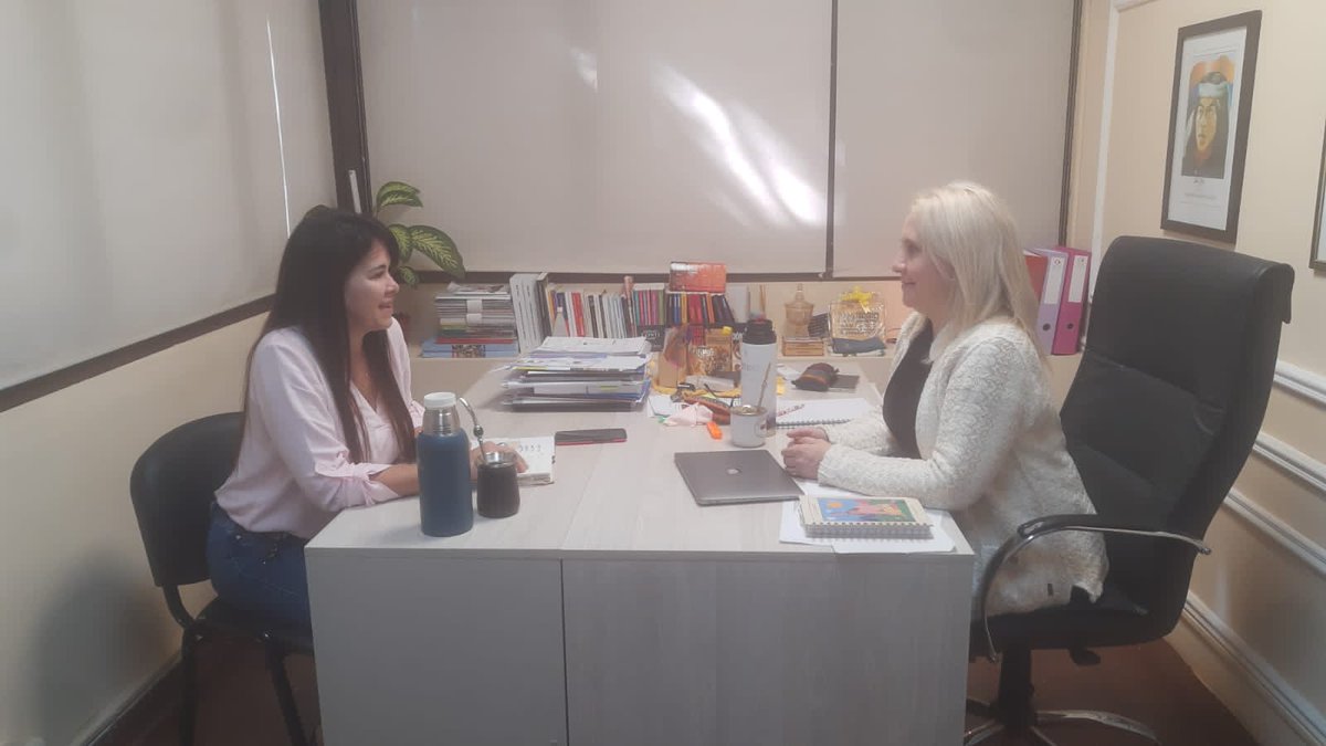 patriciakijuk's tweet photo. 📢 ¡Increíble jornada de trabajo! ❤️Hoy tuvimos una reunión fructífera con la Subsecretaria de Educación, @linares_cielo donde debatimos e intercambiamos ideas sobre diferentes actividades educativas para la provincia de Misiones. 🌳🏫 https://t.co/z7riQ6FOm6