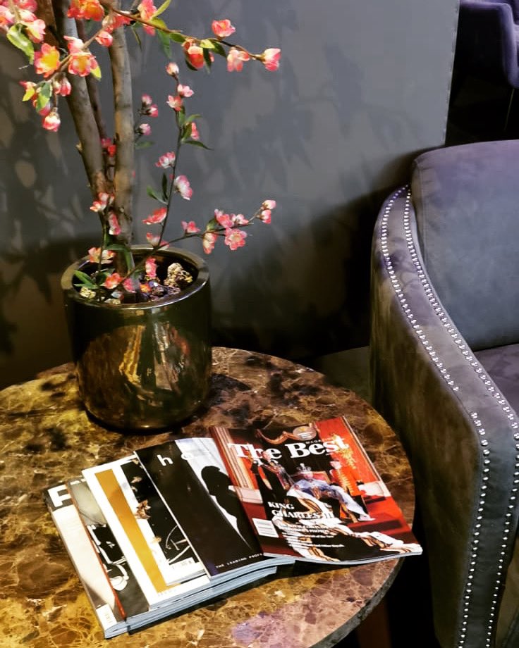 TheBestMgz's tweet photo. @TheBestMgz @ London hotels…

@voyagehotels 
@RoyalGardenBR 
@fourseasons 
@hilton 
@mayorofldn 
@theroyalfamily 
#london
@ok_mag @hellomag @voyagehotels @voguemagazine @cosmopolitanuk @tusta52 https://t.co/3kLfcCsGH0