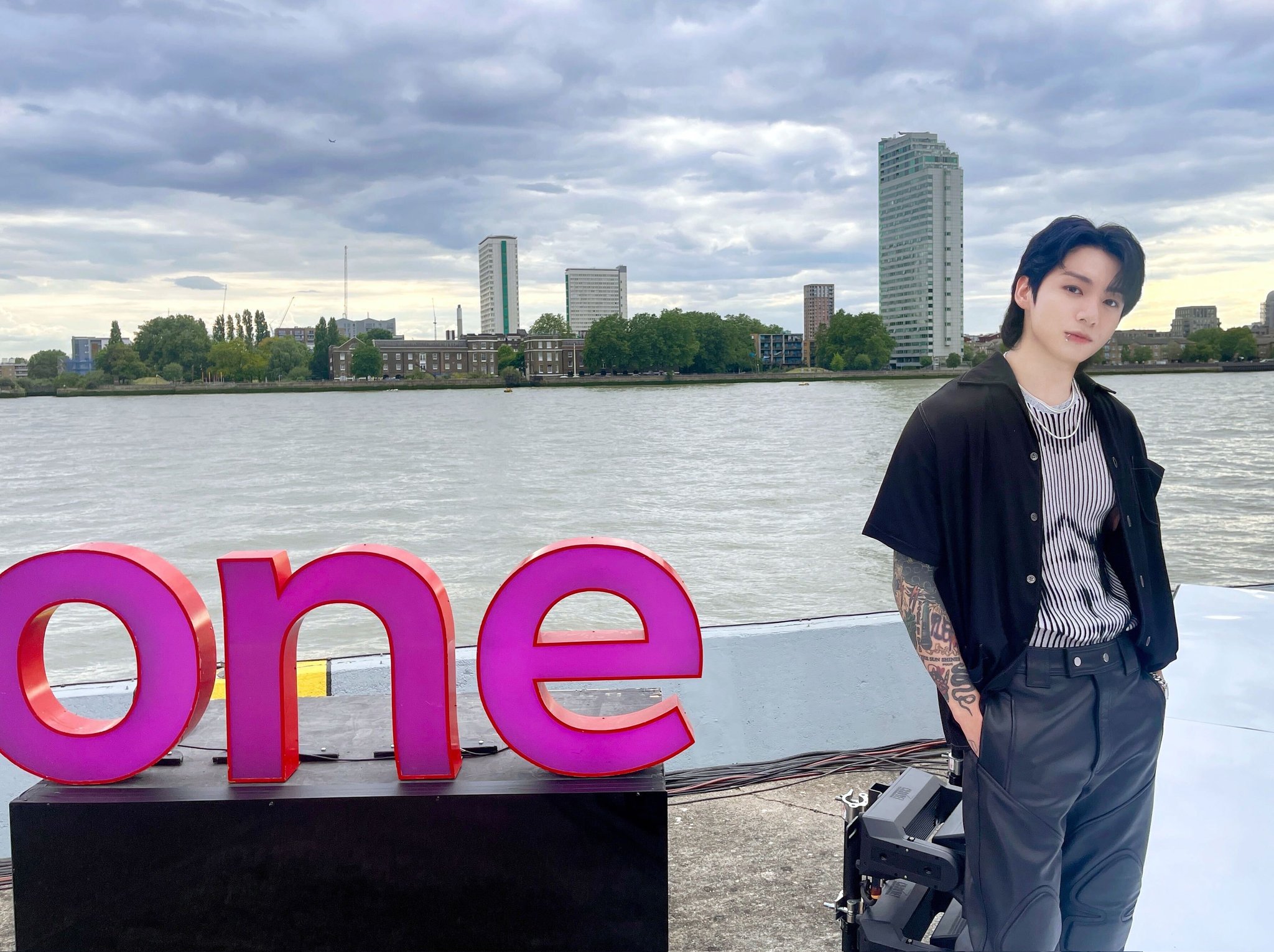 F1lMdhraQAAA0Mb?format=jpg&name=large