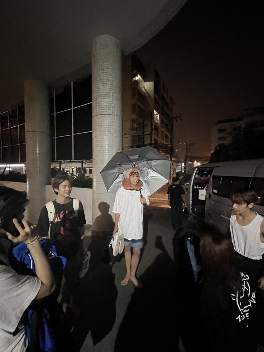 Muonsantweet's tweet photo. วินาทีสู้ชีวิต https://t.co/0Tpi48bq8a