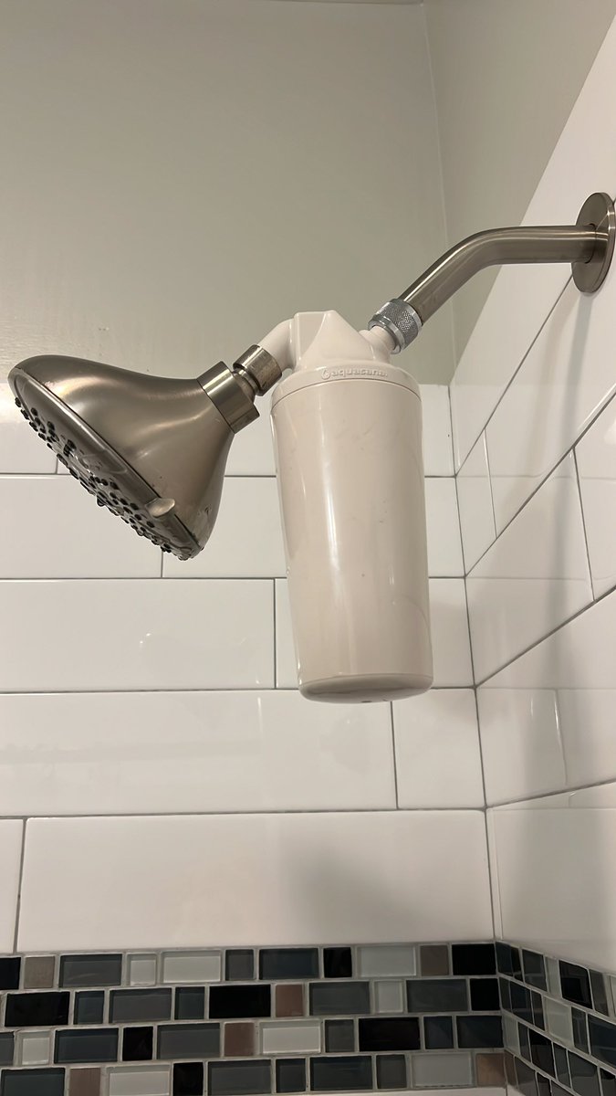 Kleinberg2013's tweet photo. Just put a britta filter on the shower.

Luxury is a state of mind. https://t.co/WcjhwoIJ4L
