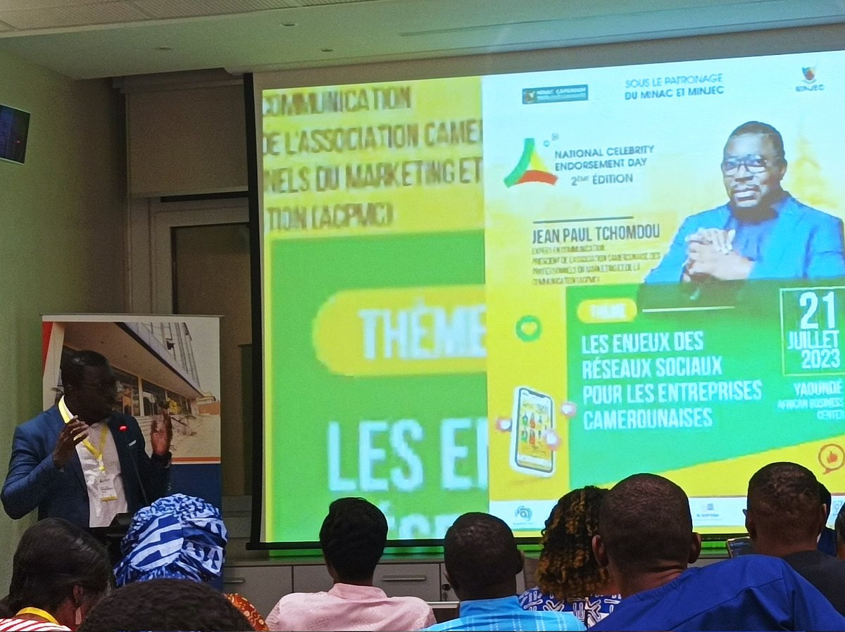 BouNghom's tweet photo. L'expert en Comm @JPTCHOMDOU partage son expérience d'entrepreneur. Les challenges qu'il a dû relever avec @Penjaland l'une de ces boîtes.
Il distille les astuces à exploiter et explorer pr une meilleure expérience client, développer l'image de marque....
#2C2D
#InfluenceMboa https://t.co/5xJQn3qadB