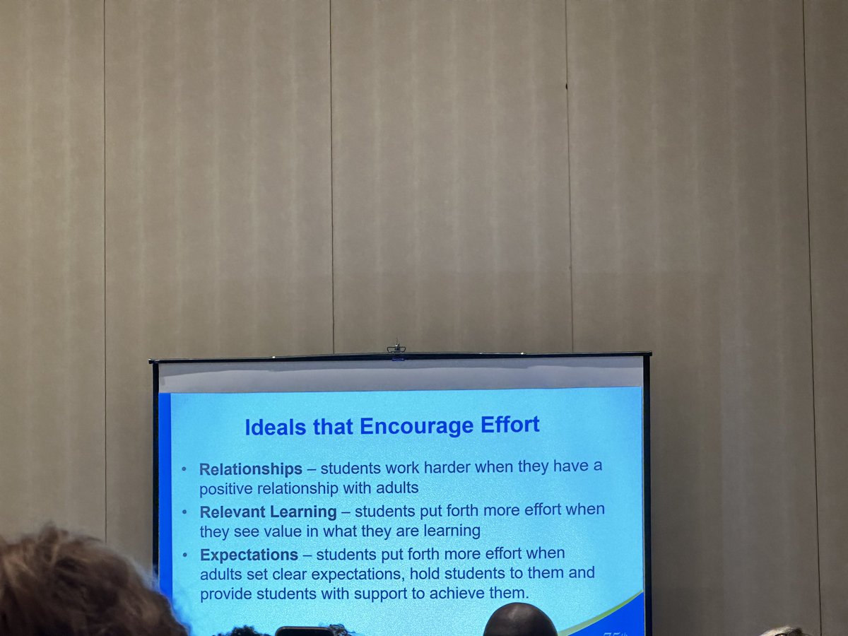 Yolanda Bell tweet media