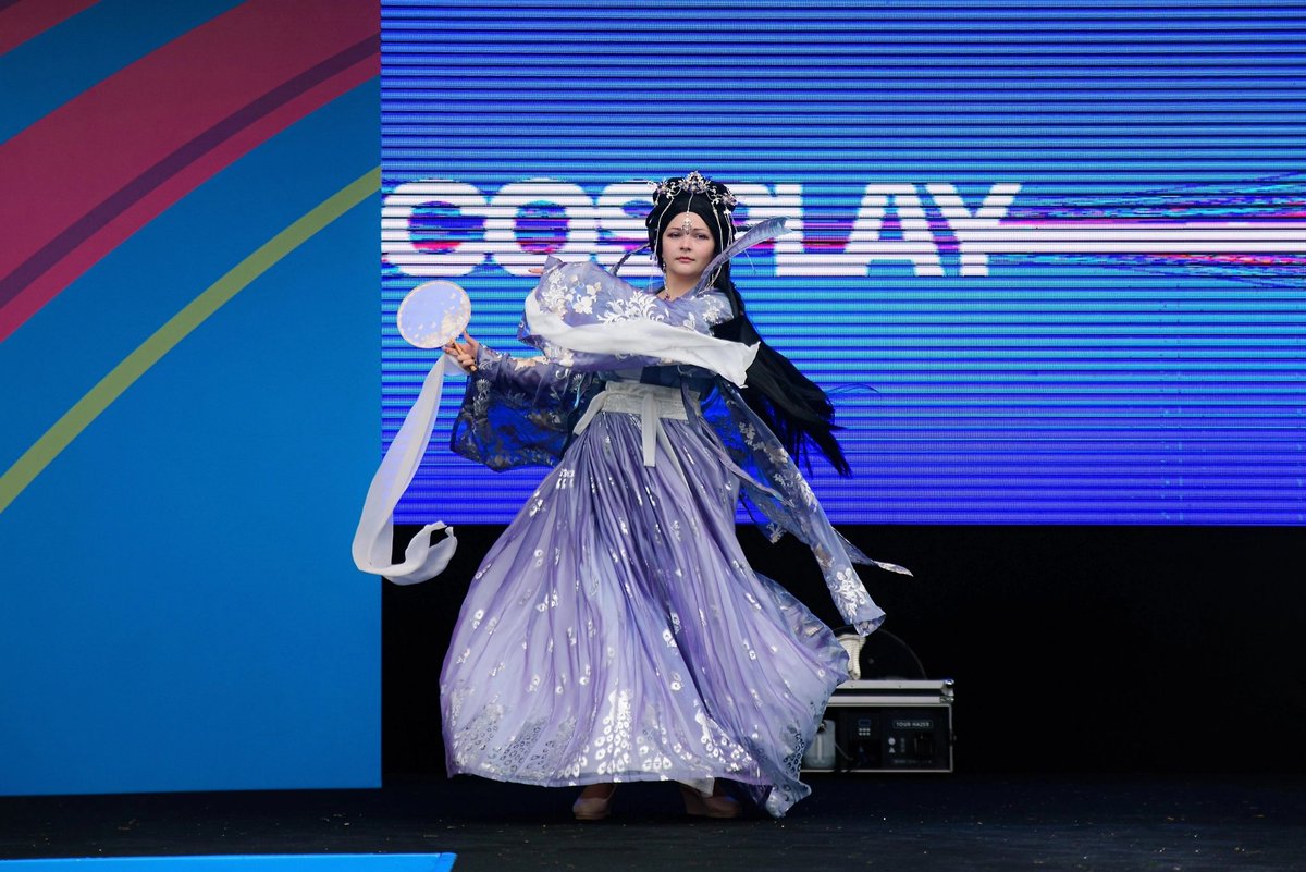 CosForeverYoung's tweet photo. #Vkfest , Cosplay Performance, Day 1
Photographer - Anna Wishnya
#cosplay #chinesegoddess #ChuWanning https://t.co/ds5M7SZiyr