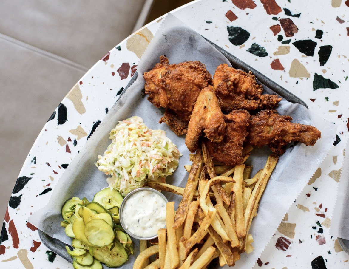 assemblyva's tweet image. There’s nothing like our Fried Chicken to get that Friday feeling going.  

Head to Great Lake Diner to get your fix: order.toasttab.com/online/dmk-ros….  #LiveAssembly #NoVaFood #RosslynVA