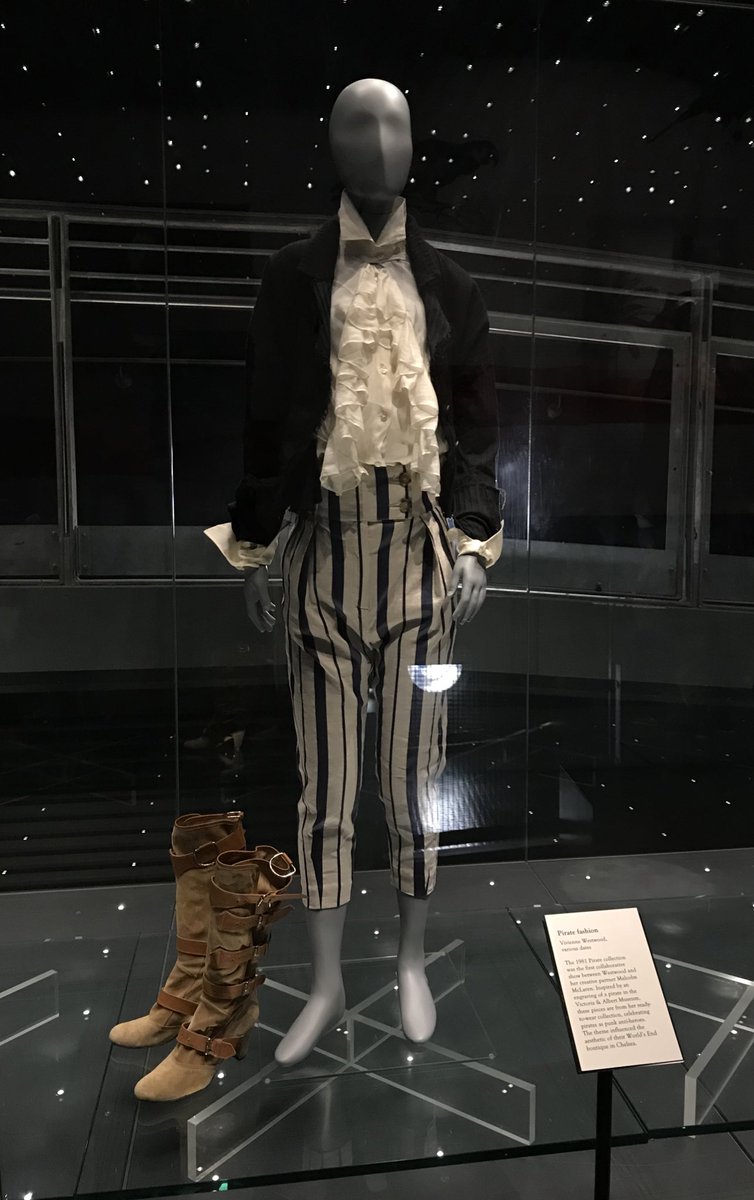 Enjoyed #Pirates <a href="/TheNMMC/">National Maritime Museum Cornwall</a> so much 🏴‍☠️ Such a brilliant and beautifully designed exhibition. Learnt so many new things and would now really really like these Vivienne Westwood pirate boots please!