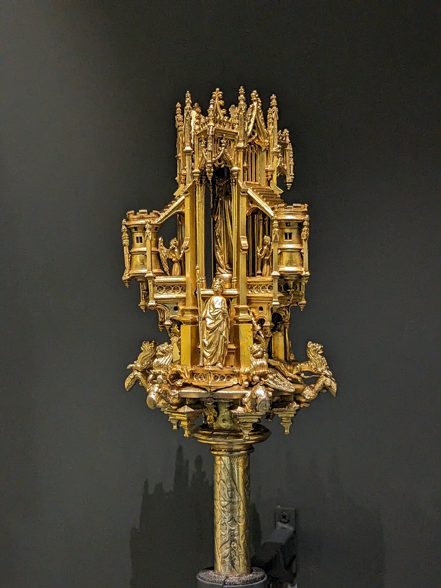 BryonyCoombs's tweet image. A fantastic day at #Scoticonference (ICMRSLLC). Huge thanks to the wonderful @LizzieSwarbrick &amp;amp; the lovely janitors at St Salvator's for letting us see bishop Kennedy's tomb👀 &amp;amp; the fantastic special collections staff for a magnificent display of manuscripts. My brain is tired