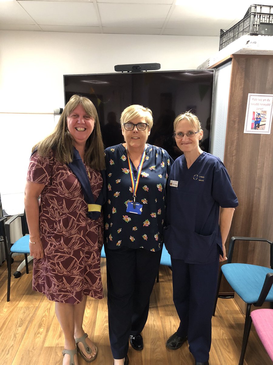 Bethan Osmundsen💙🌈 tweet media