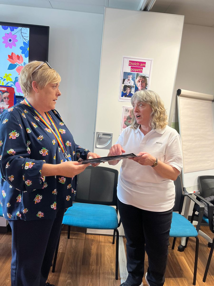 Bethan Osmundsen💙🌈 tweet media