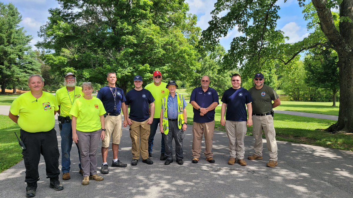 ETColCarter's tweet image. I enjoyed visiting the Scouts at Day Camp with Hardin County SAR and Hart Couty SAR.