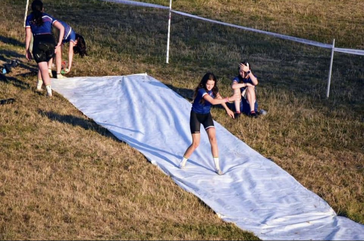 If you're going to do just one summer race...has to be the one with the slippyside...
.
Tap, enter, get ready to sliiiiiiiiide 👇
.
britishcycling.org.uk/events/details…
.
💜